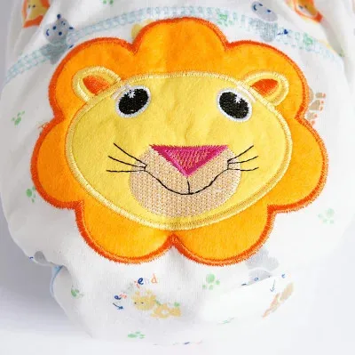 Reusable cloth diapers for children, assorted colors